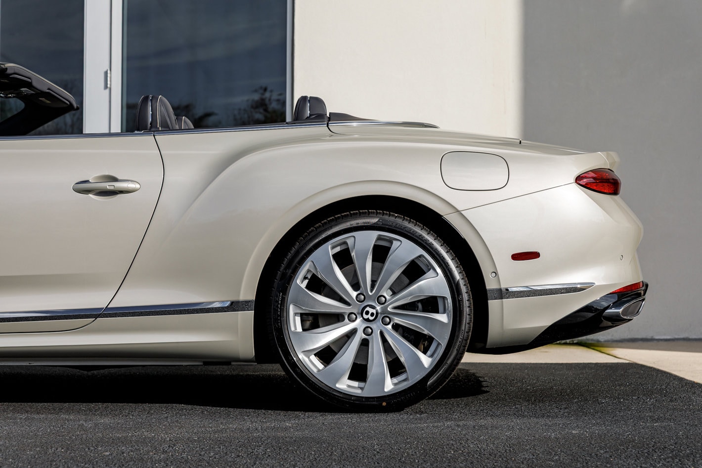 2026 Bentley Continental GTC Base - Photo 13