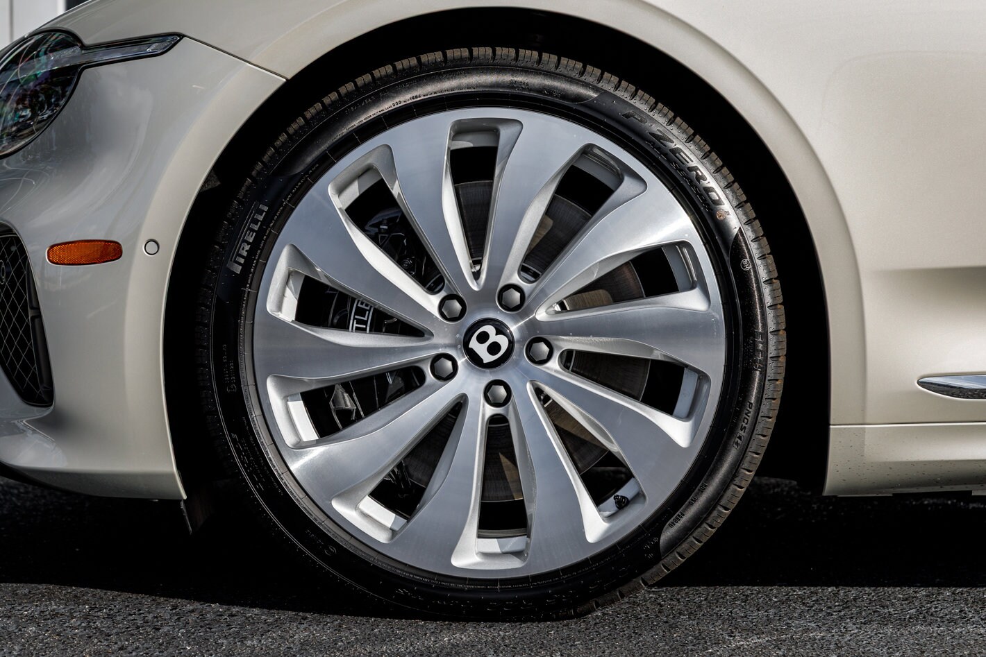 2026 Bentley Continental GTC Base - Photo 14