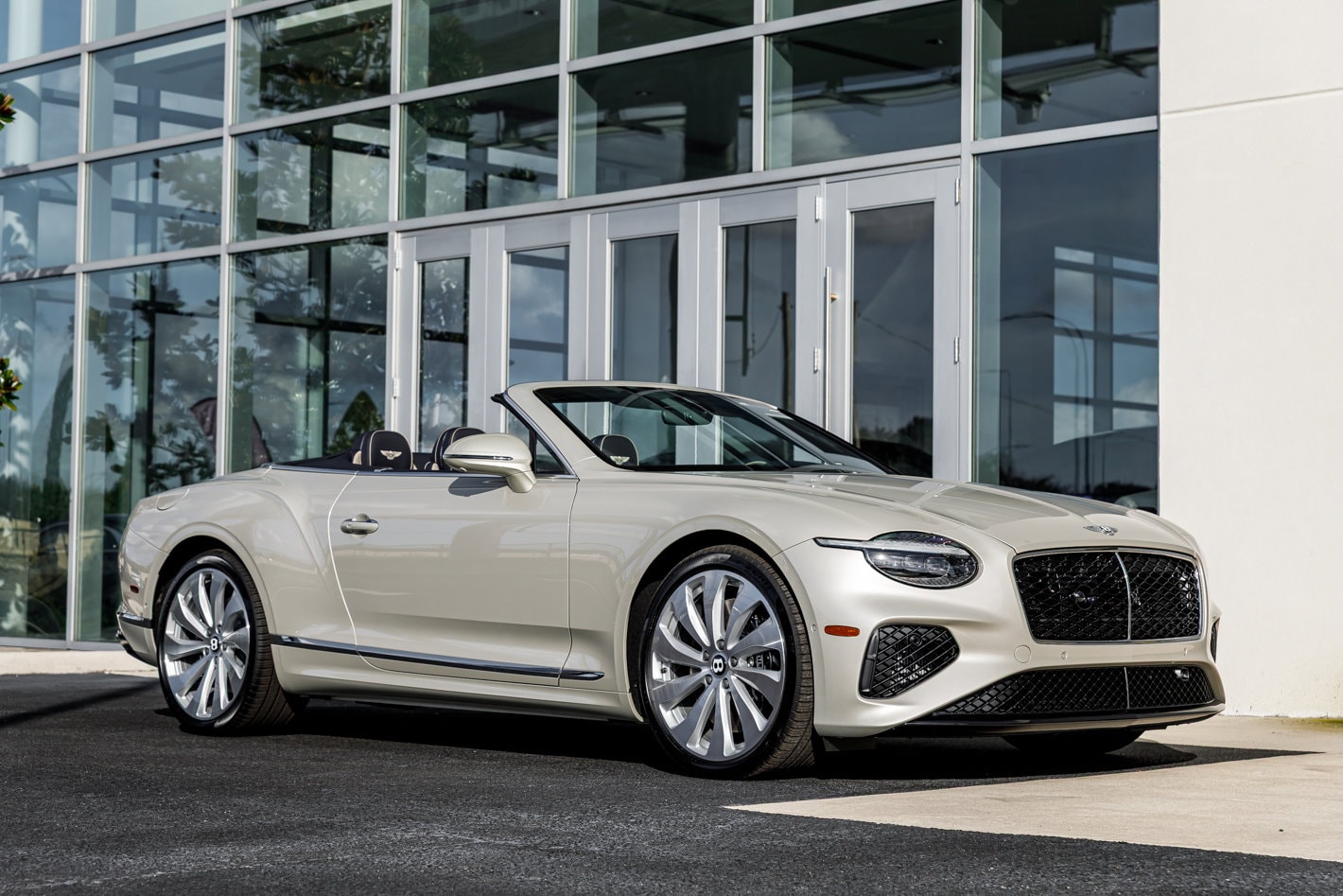 2026 Bentley Continental GTC Base - Photo 25