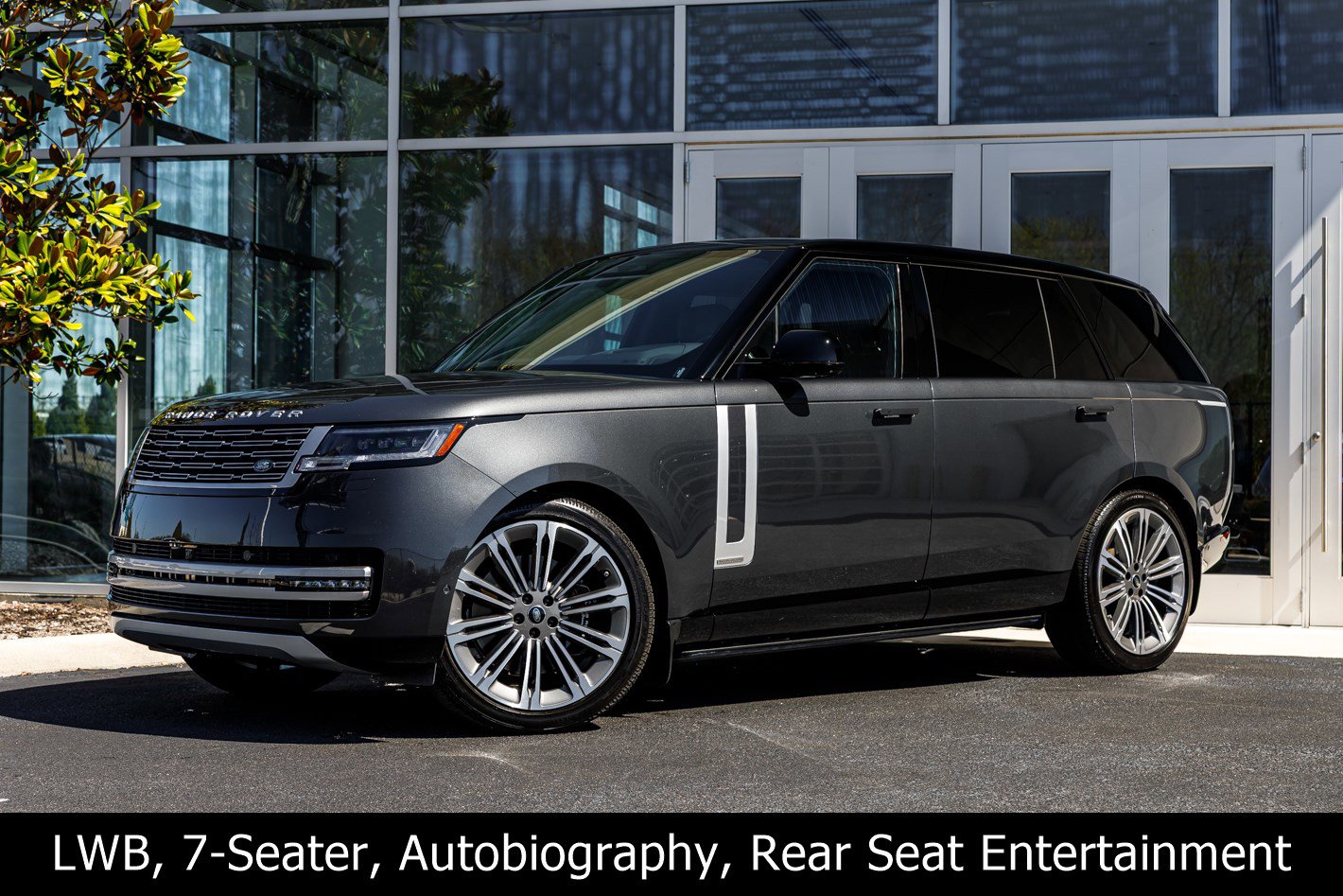 2025 Land Rover Range Rover Autobiography