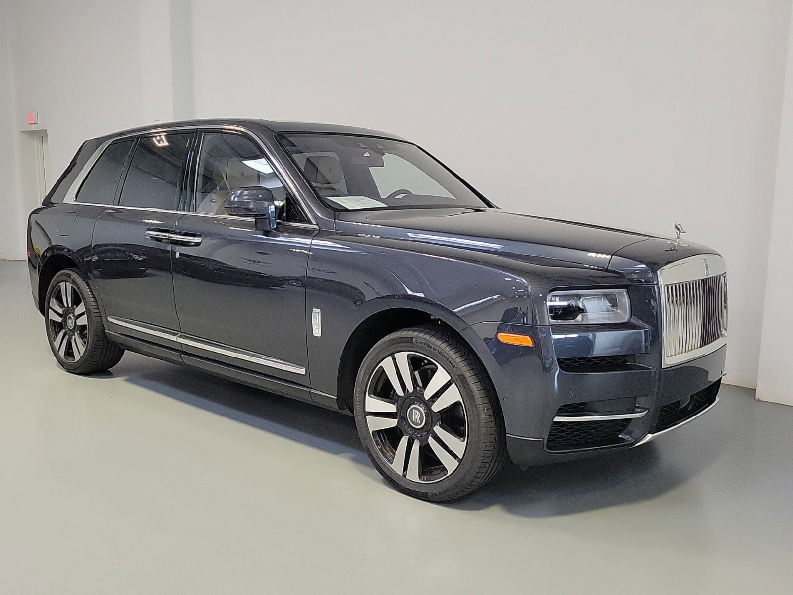 Certified 2020 Rolls-Royce Cullinan Base with VIN SLATV4C01LU201752 for sale in Orlando, FL