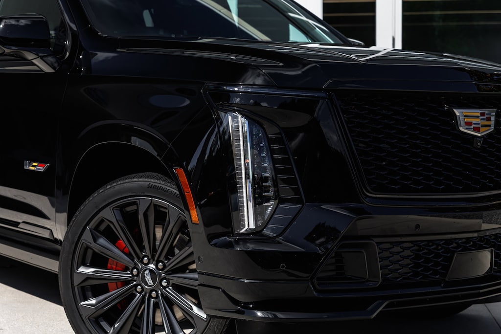 Used 2025 CADILLAC Escalade ESV AWD V-Series AWD V-Series