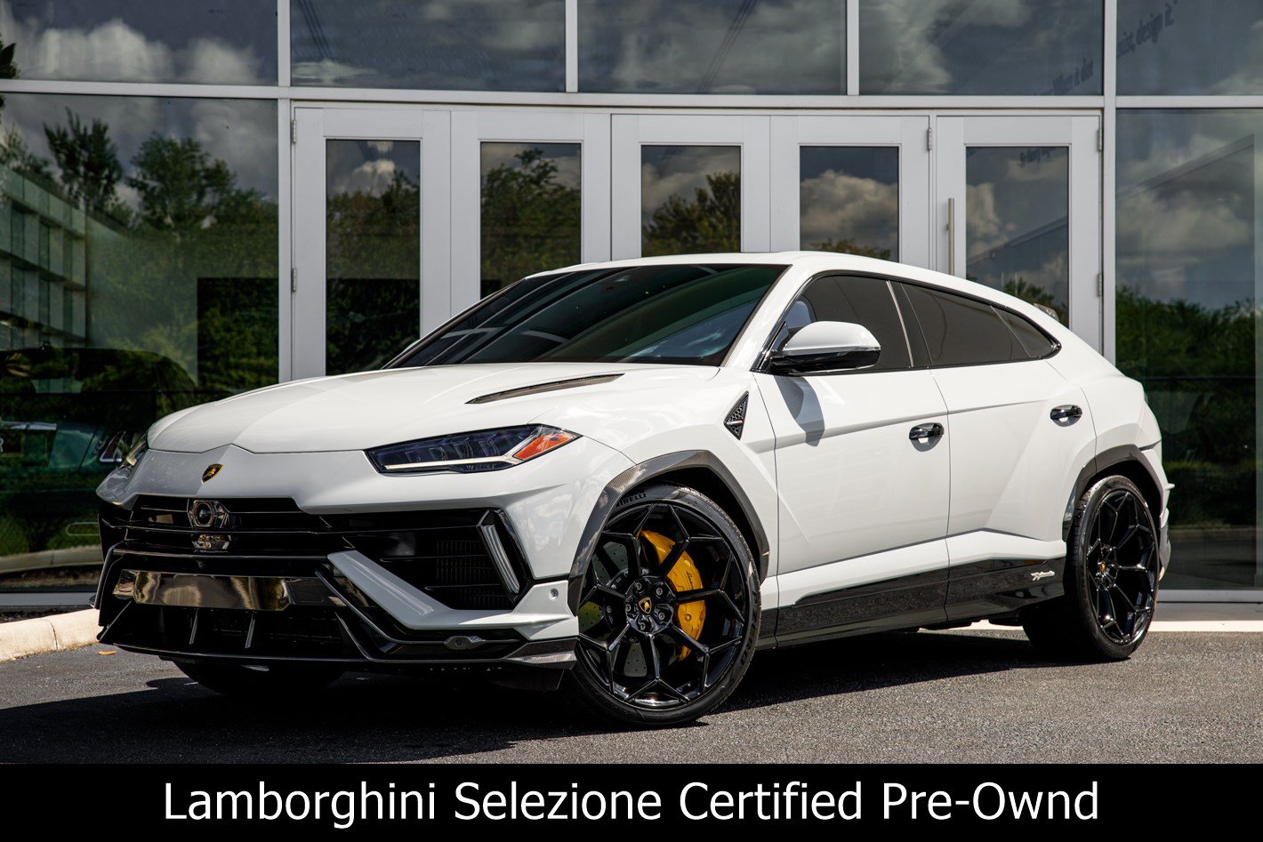  Lamborghini Urus