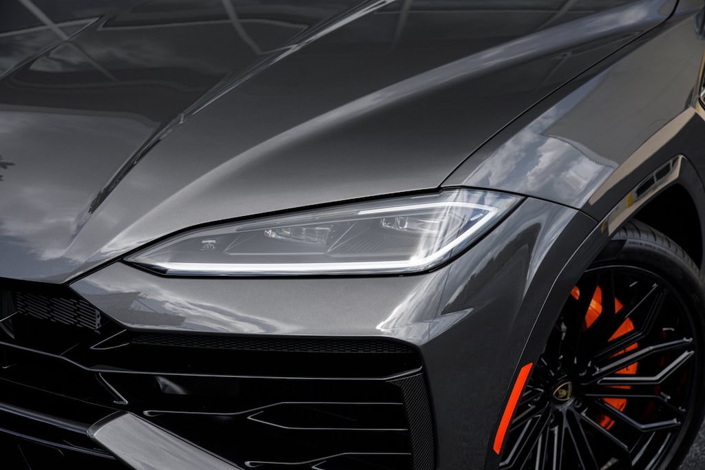 New 2026 Lamborghini Urus SE SUV