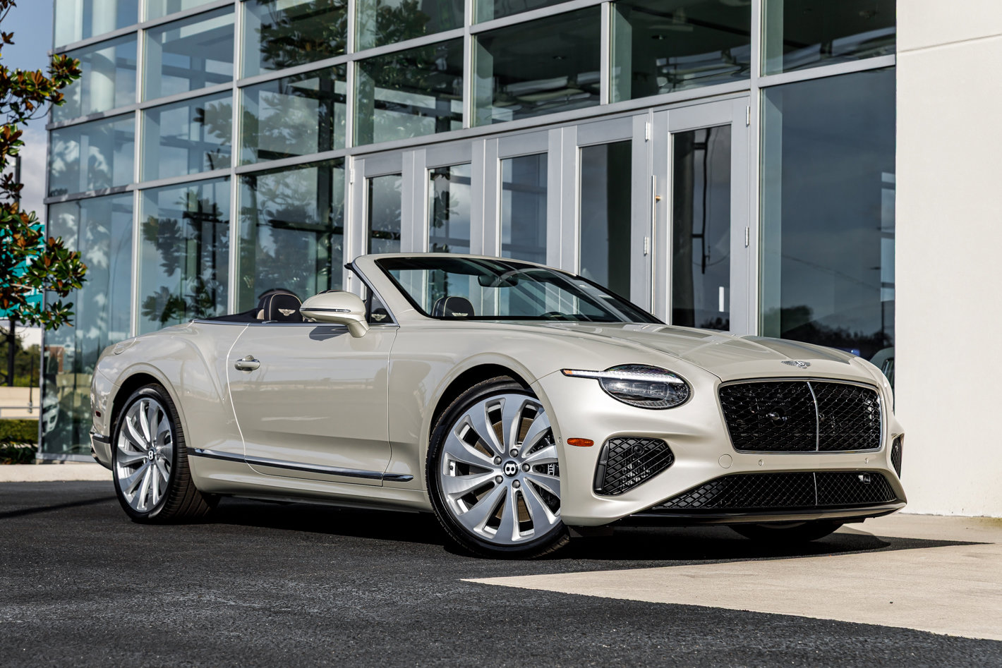 2026 Bentley Continental GTC Base - Photo 28