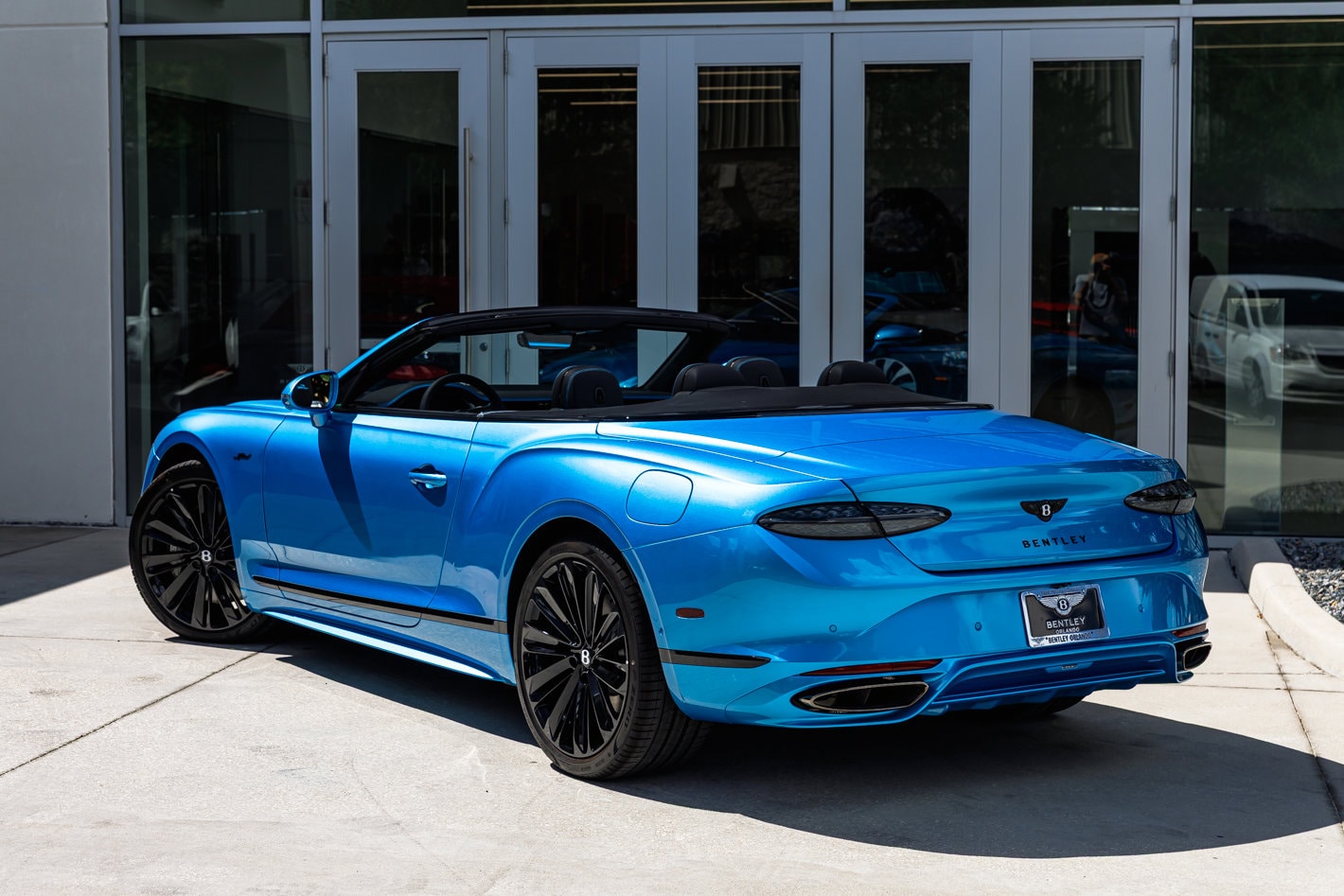 2026 Bentley Continental GTC Speed - Photo 17