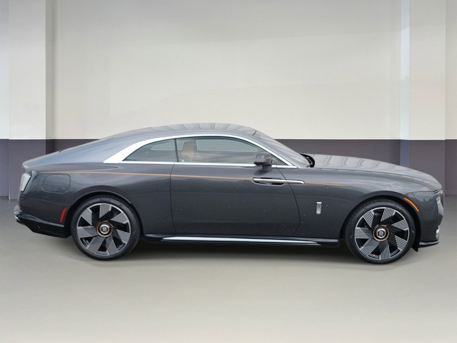 2024 Rolls Royce Spectre photo 2