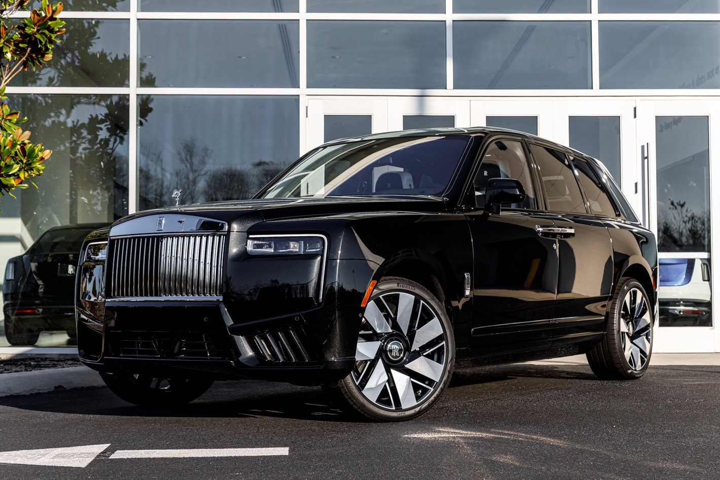 2026 Rolls-Royce Cullinan Standard's photo