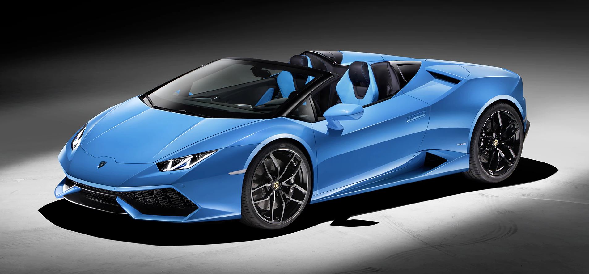751 × 350