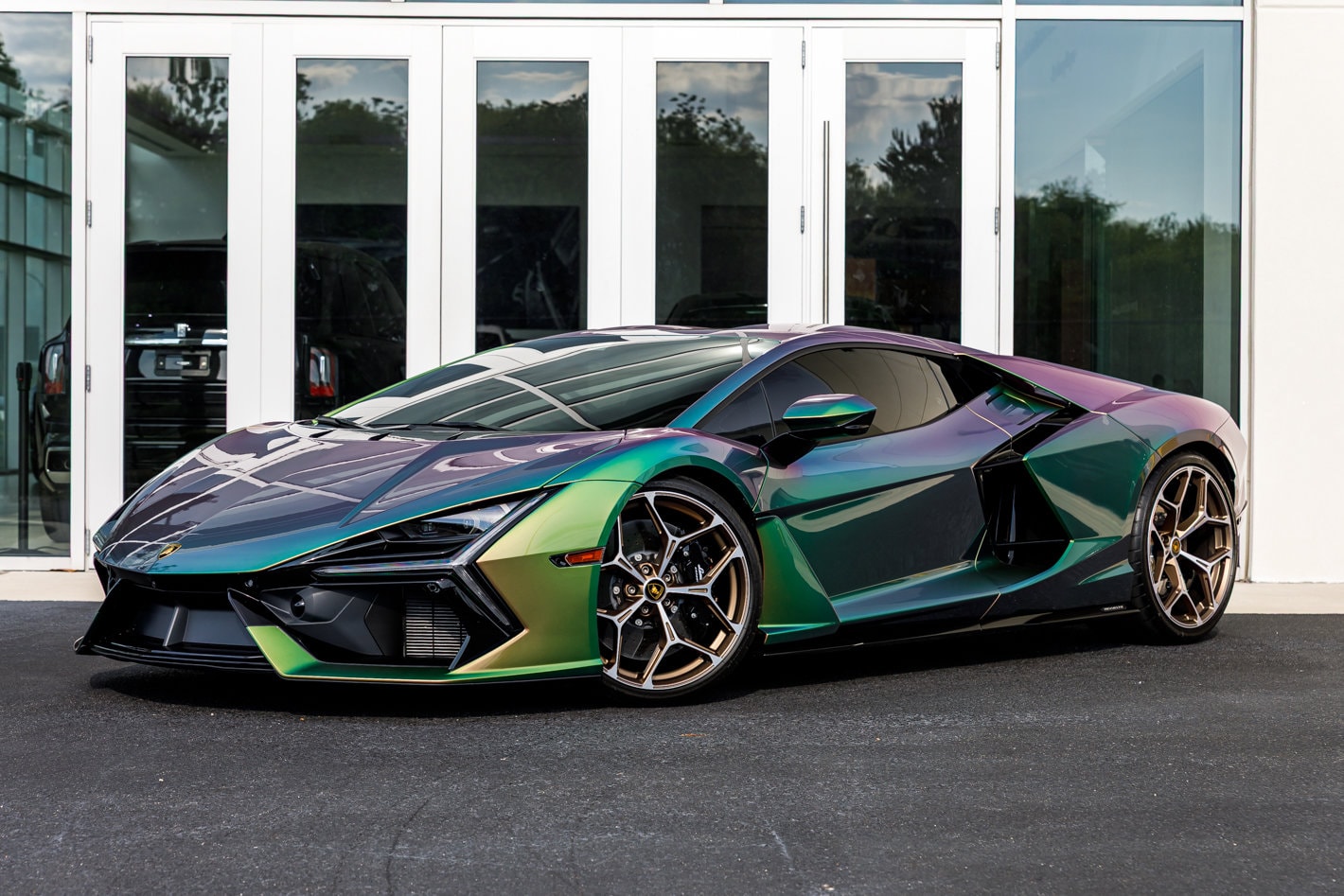 2024 Lamborghini Revuelto 6.5 DCT 4WD's photo