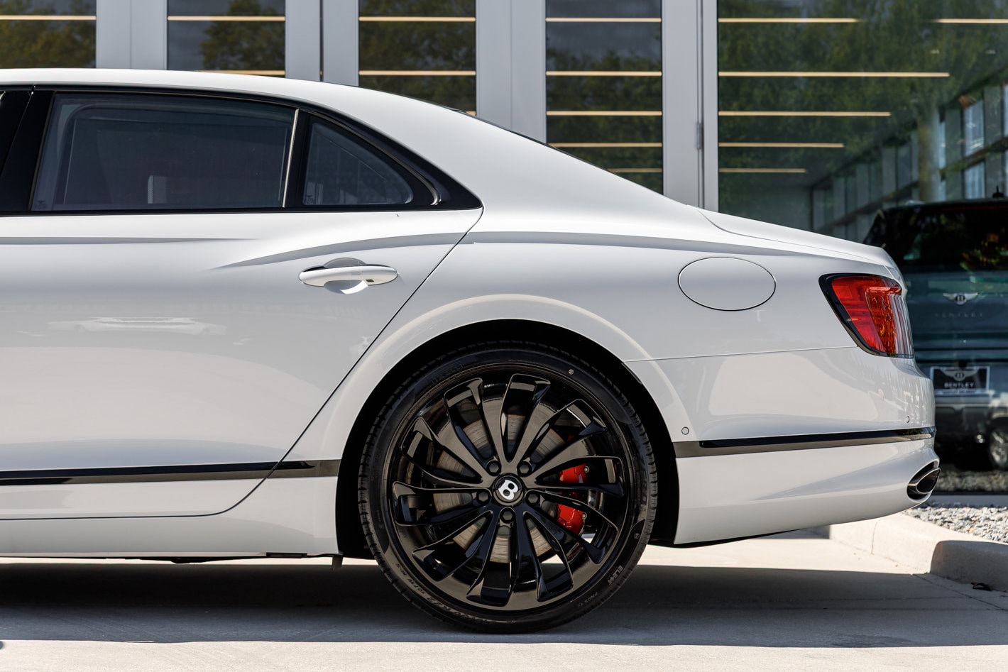 2026 Bentley Flying Spur - Photo 9