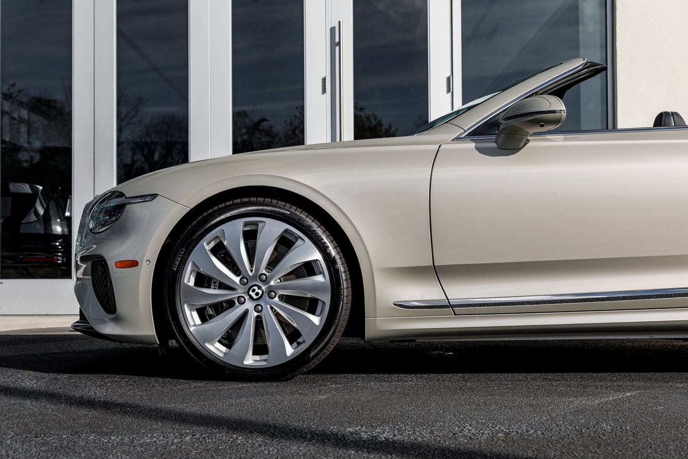 2026 Bentley Continental GTC Base - Photo 12