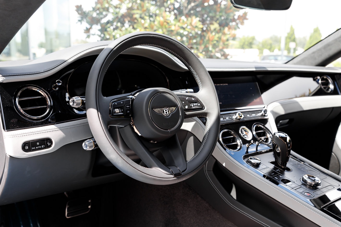 2026 Bentley Continental GT - Photo 18