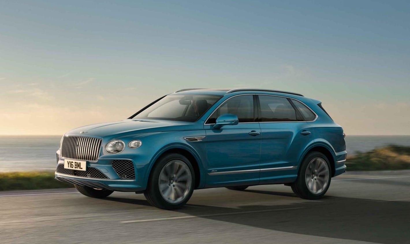 2024-bentley-bentayga-hybrid-blue-cruising.png