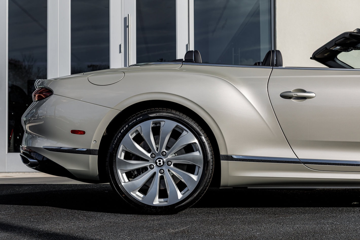 2026 Bentley Continental GTC Base - Photo 23
