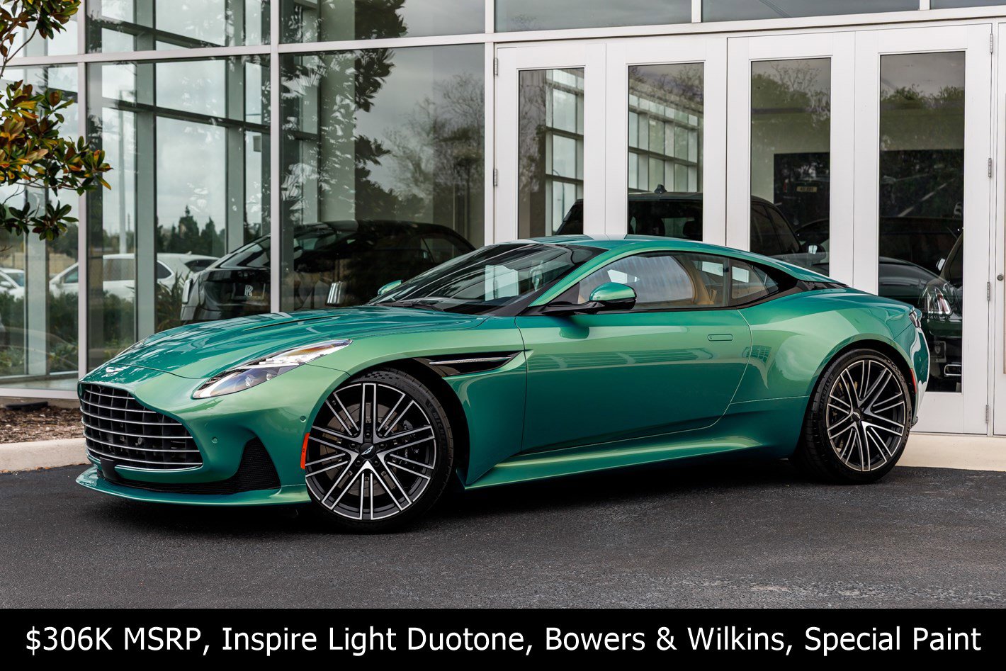 2025 Aston Martin DB12 Base