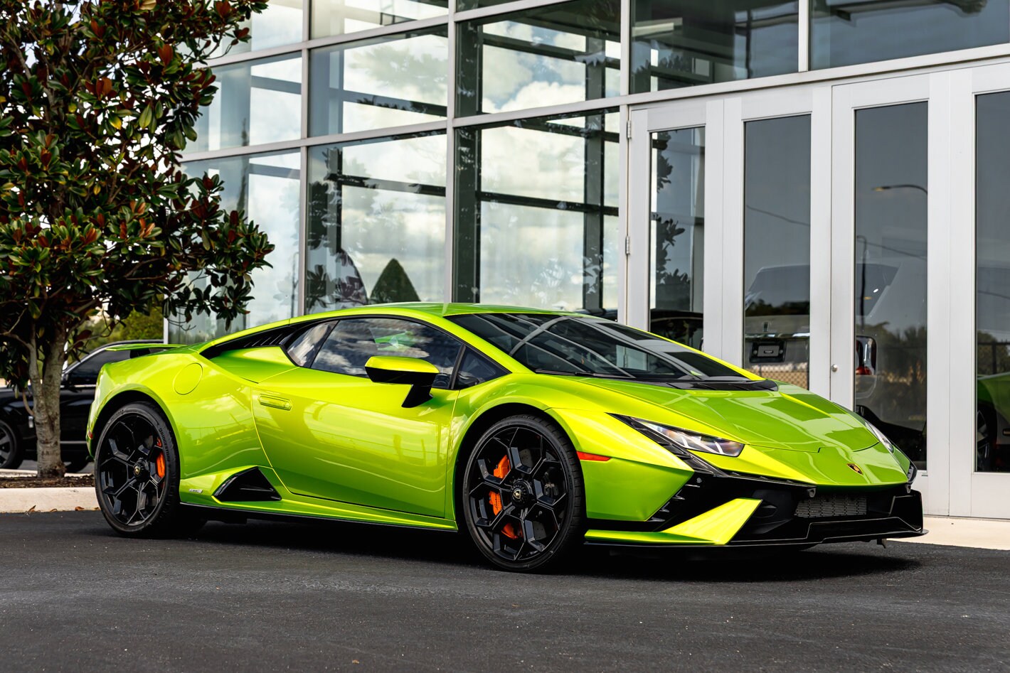 2024 Lamborghini Huracan Tecnica photo 2