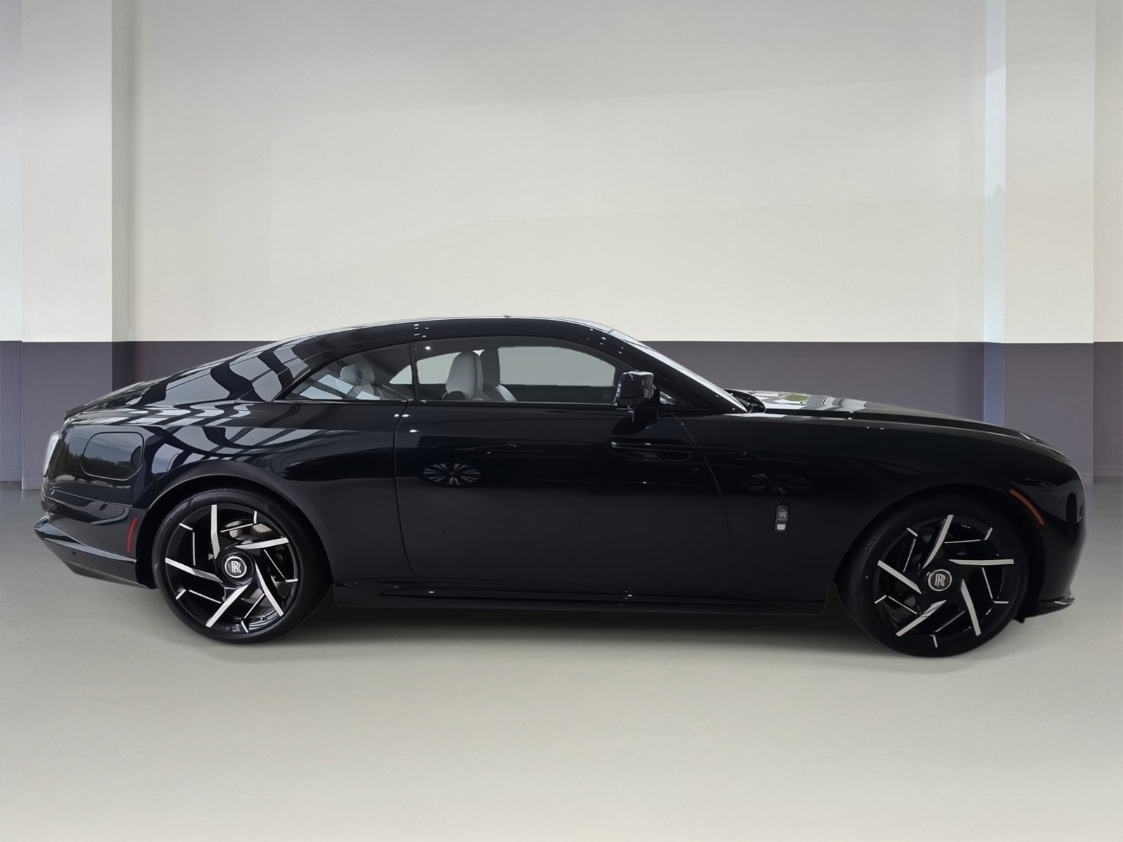 2025 Rolls Royce Spectre photo 3