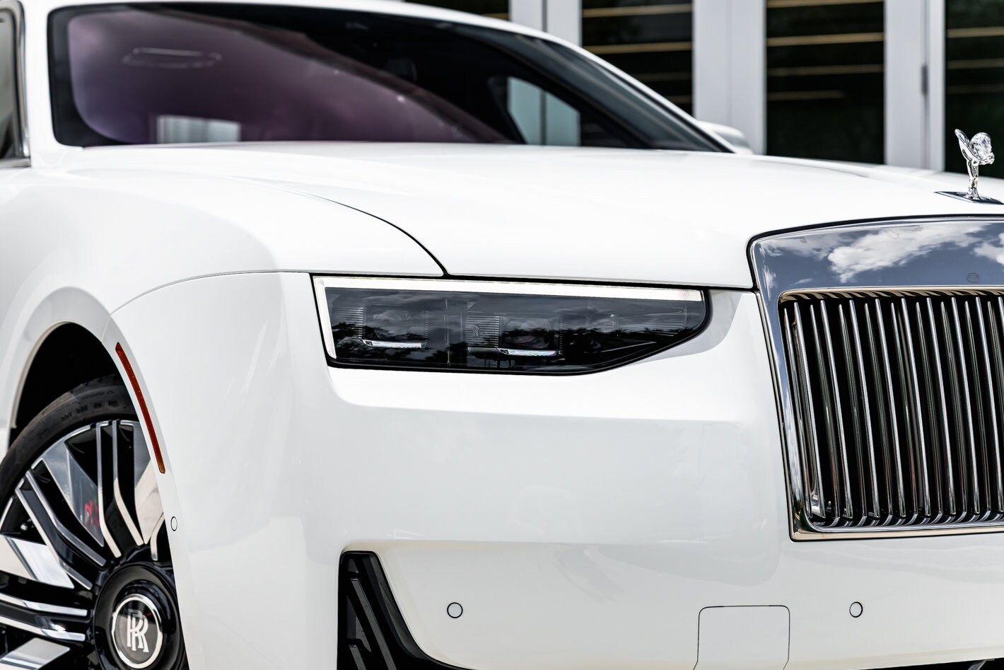 2025 Rolls Royce Ghost RR photo 3