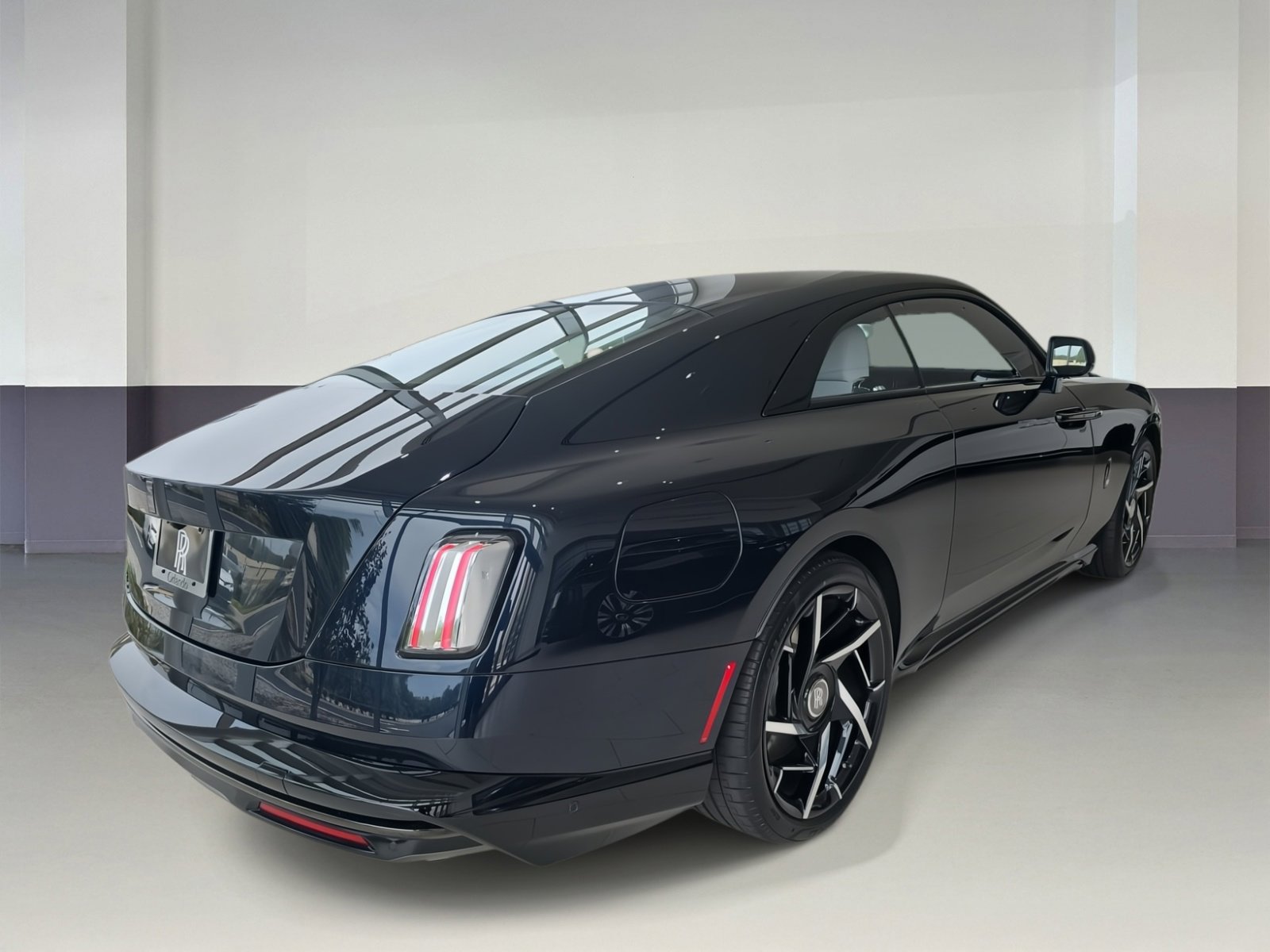2025 Rolls Royce Spectre photo 2