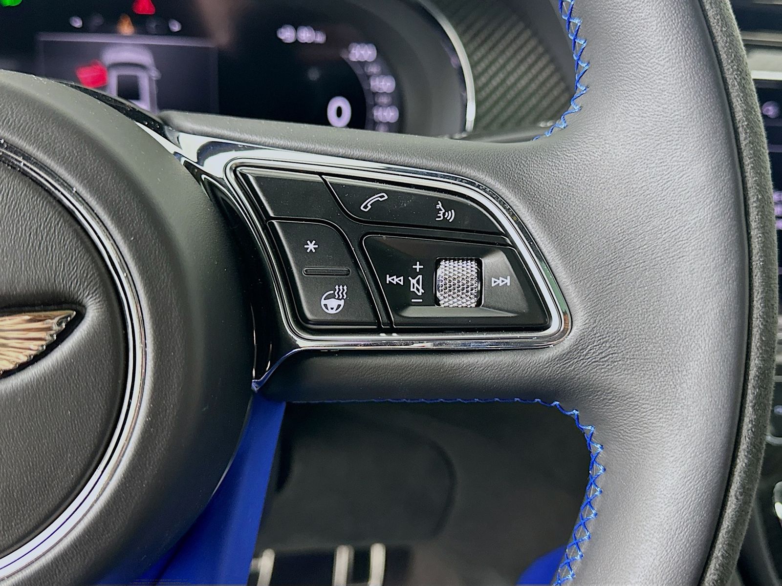 2026 Bentley Bentayga Speed - Photo 13