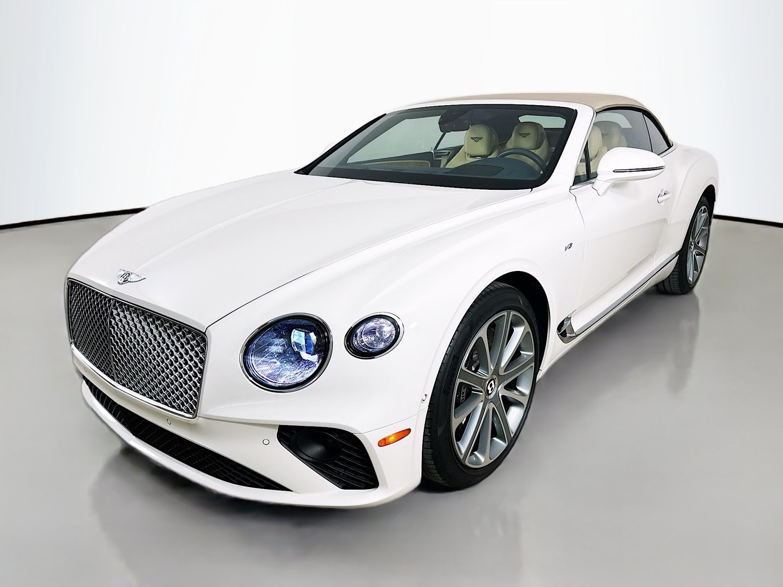 2020 Bentley Continental GT Convertible V8's photo