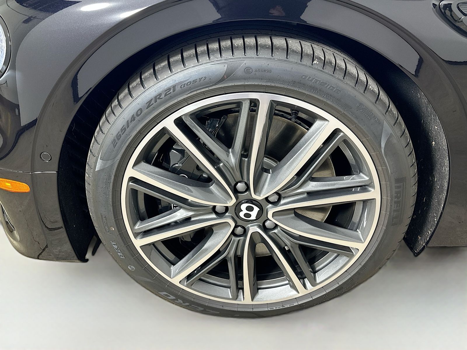 2026 Bentley Flying Spur Azure - Photo 53