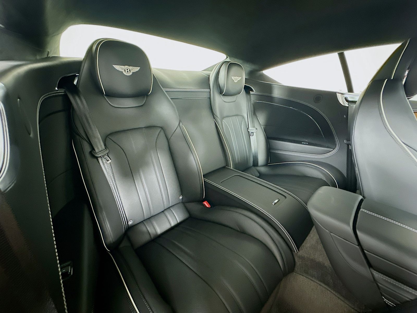 2026 Bentley Continental GT Base - Photo 38