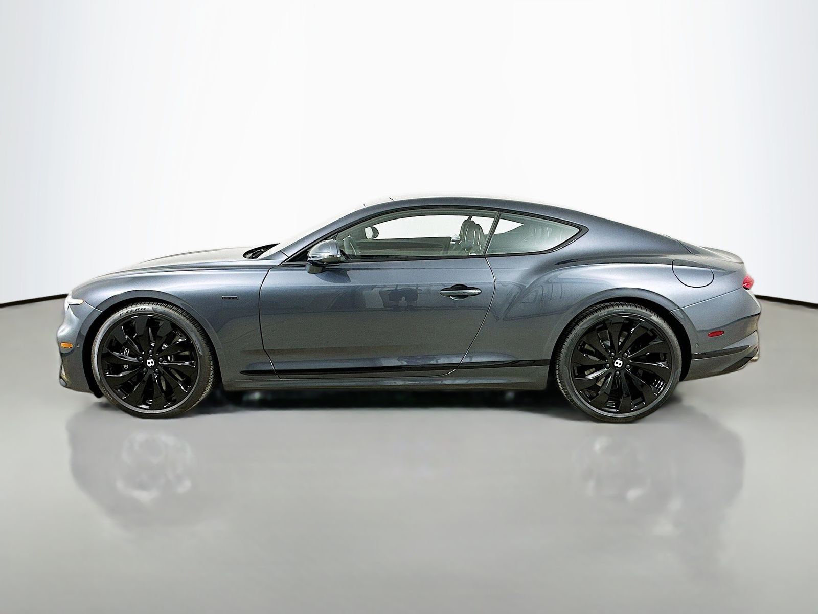 2025 Bentley Continental GT Black Edition - Photo 8