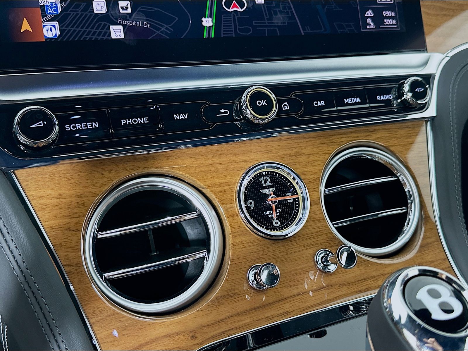 2026 Bentley Continental GT Base - Photo 28