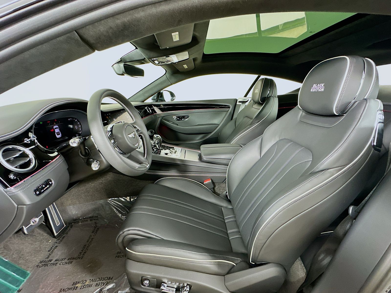 2025 Bentley Continental GT Black Edition - Photo 35