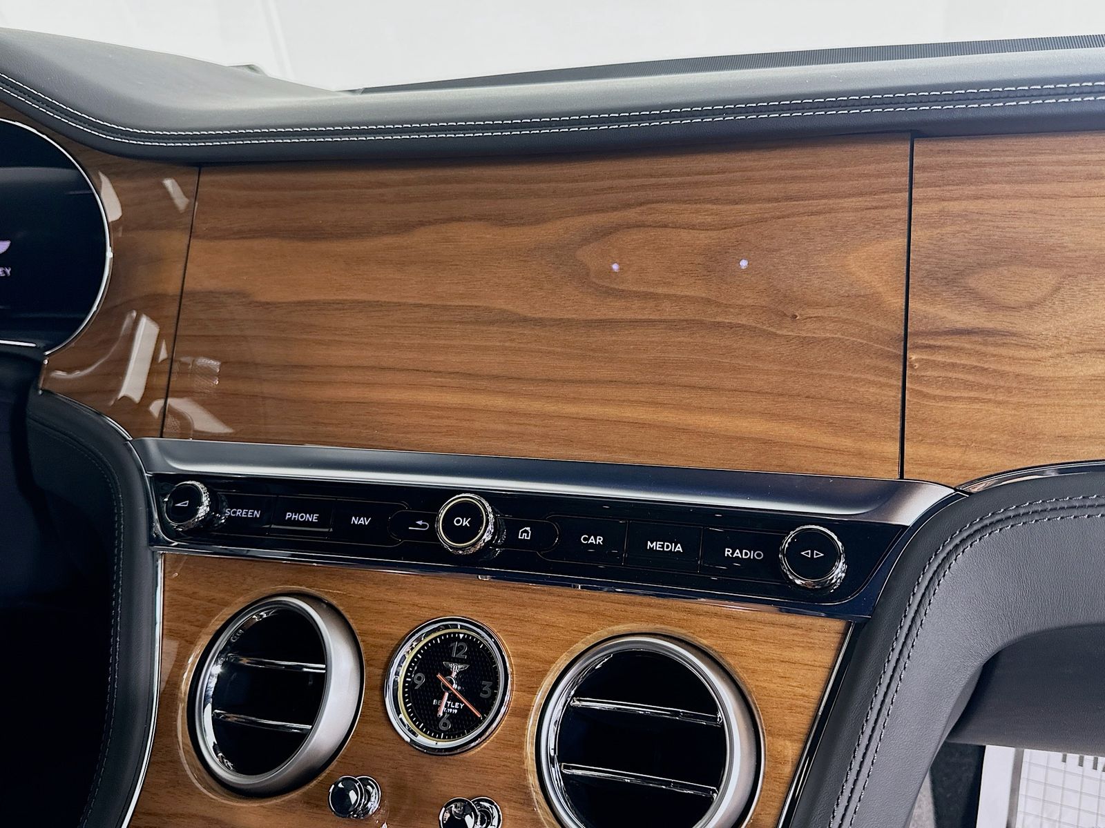 2026 Bentley Continental GT Base - Photo 69