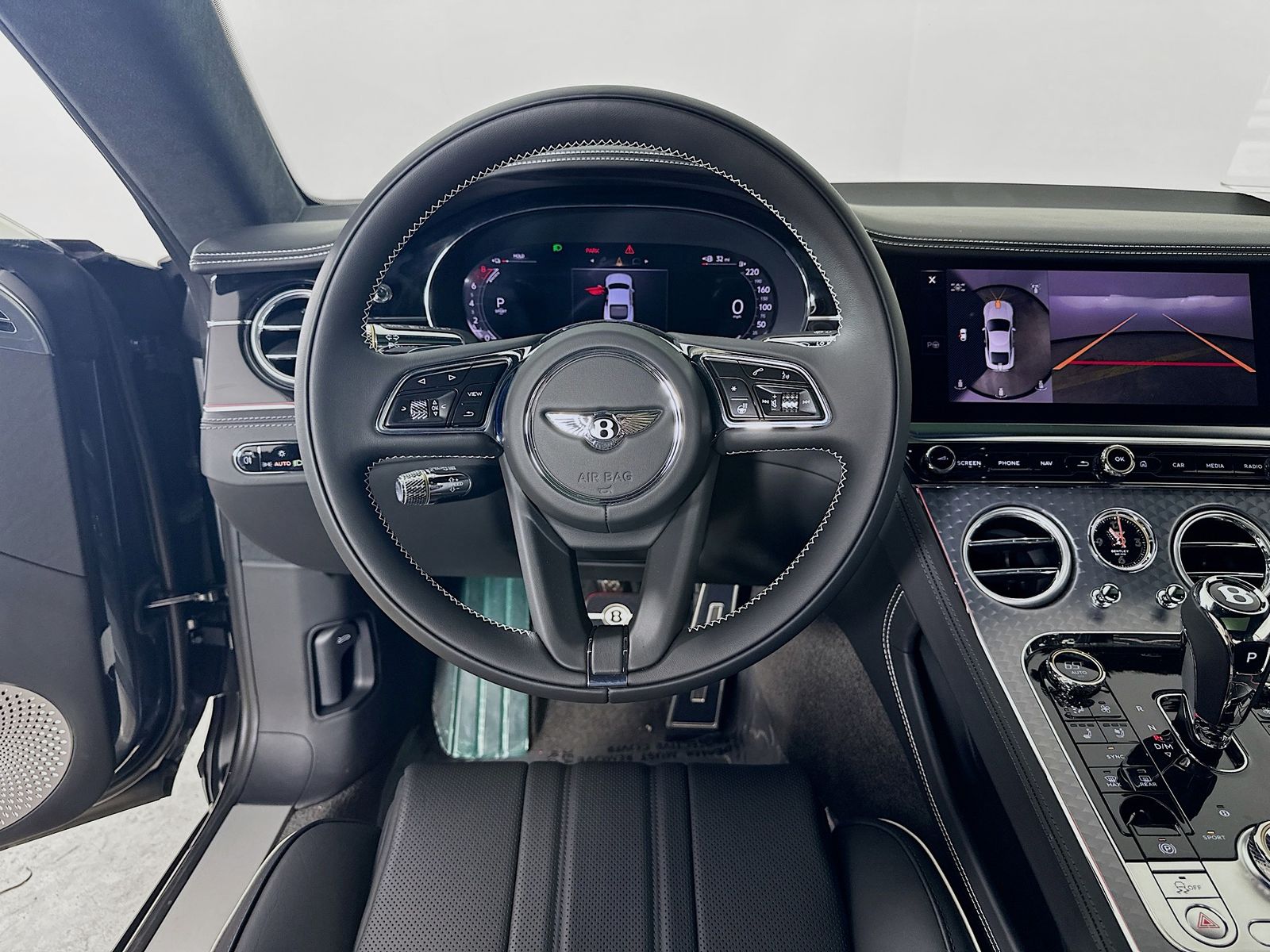 2025 Bentley Continental GT Black Edition - Photo 16