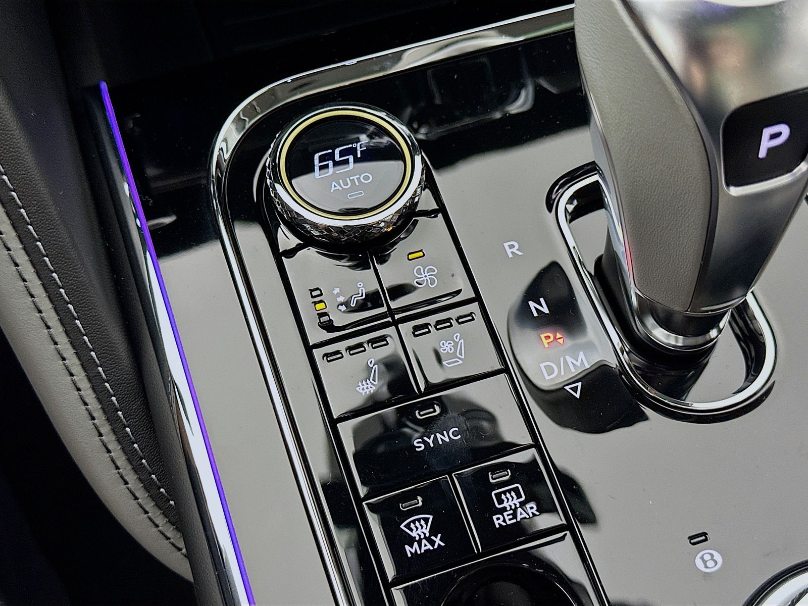 2026 Bentley Flying Spur Azure - Photo 28