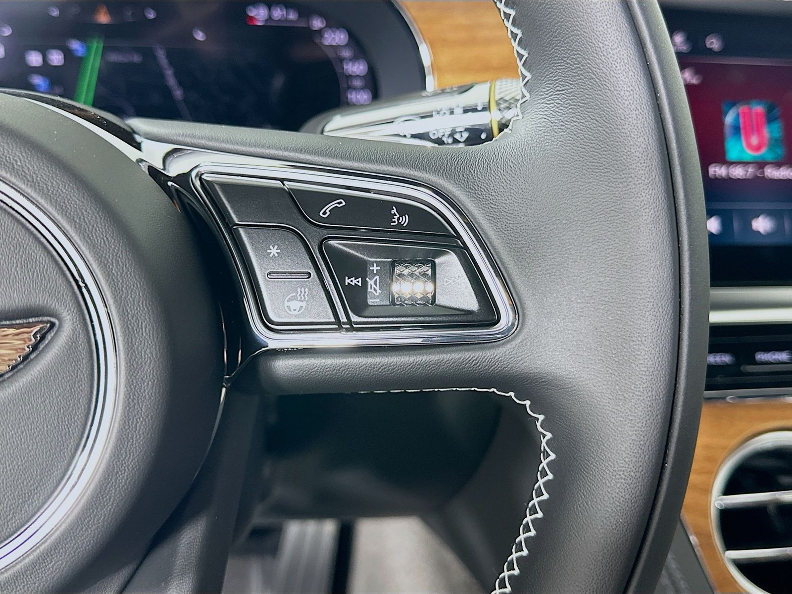 2026 Bentley Continental GT Base - Photo 13