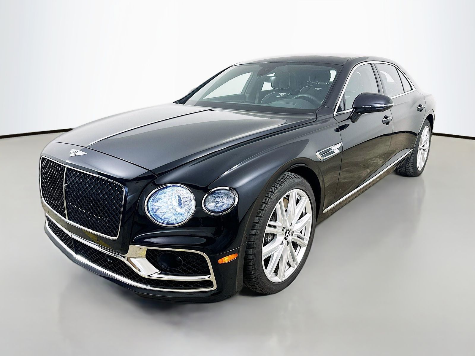 2024 Bentley Flying Spur S V8's photo