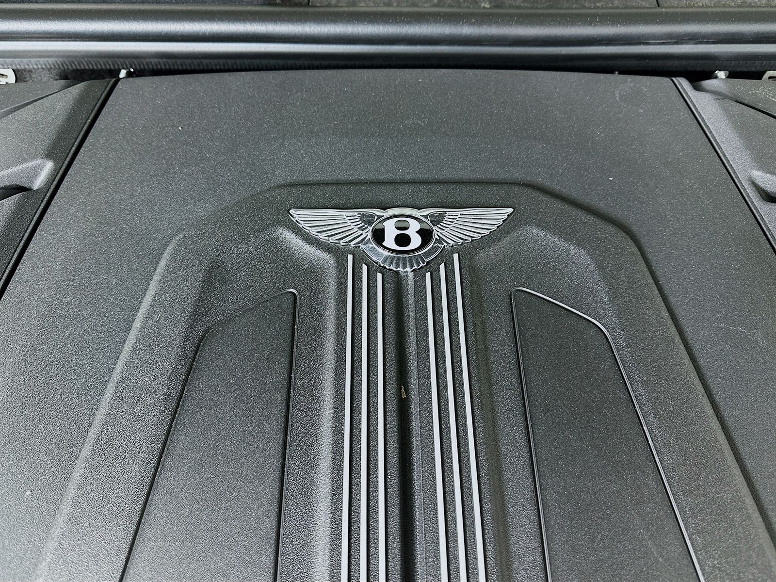 2026 Bentley Bentayga Speed - Photo 48