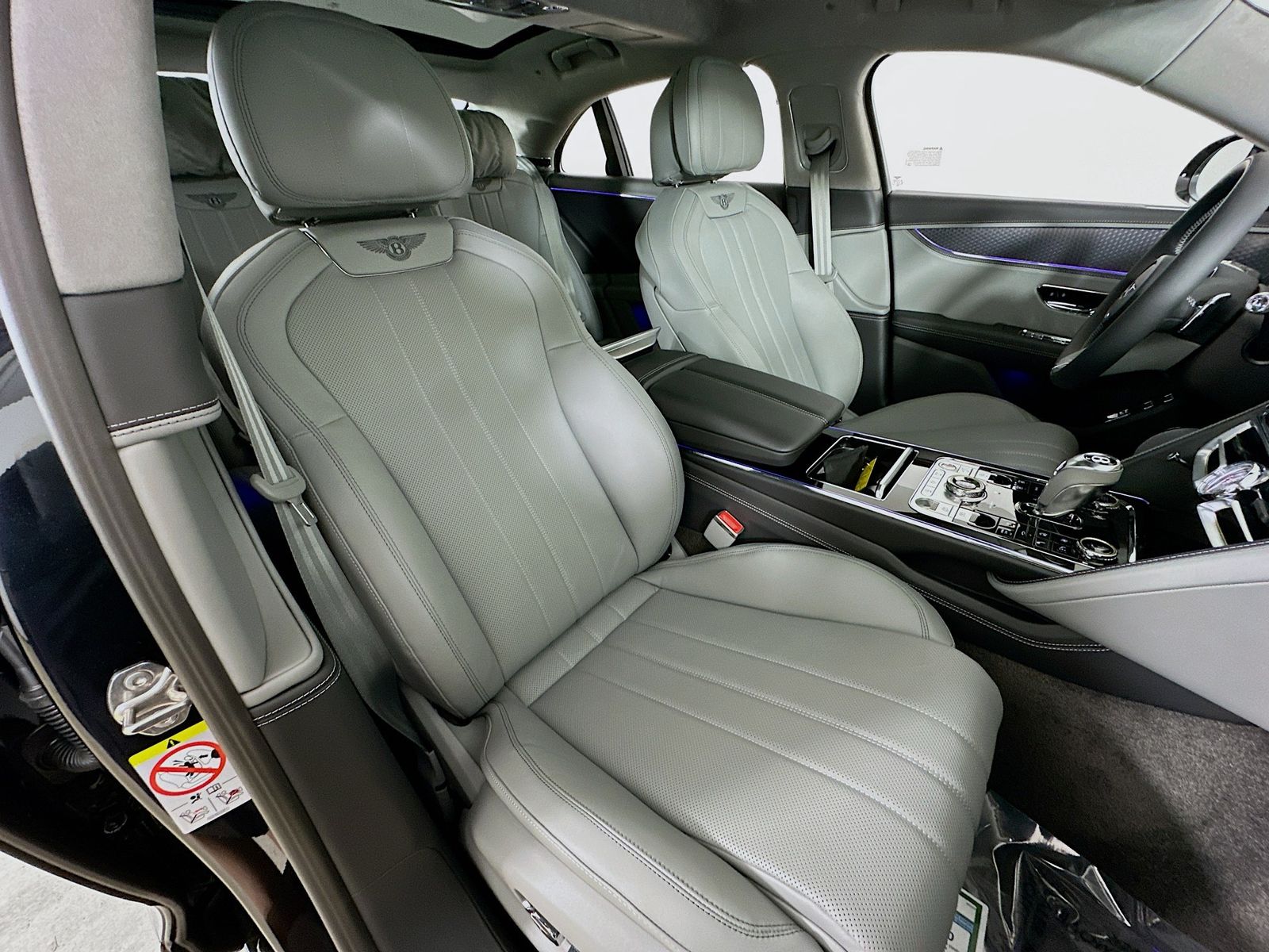 2026 Bentley Flying Spur Azure - Photo 49