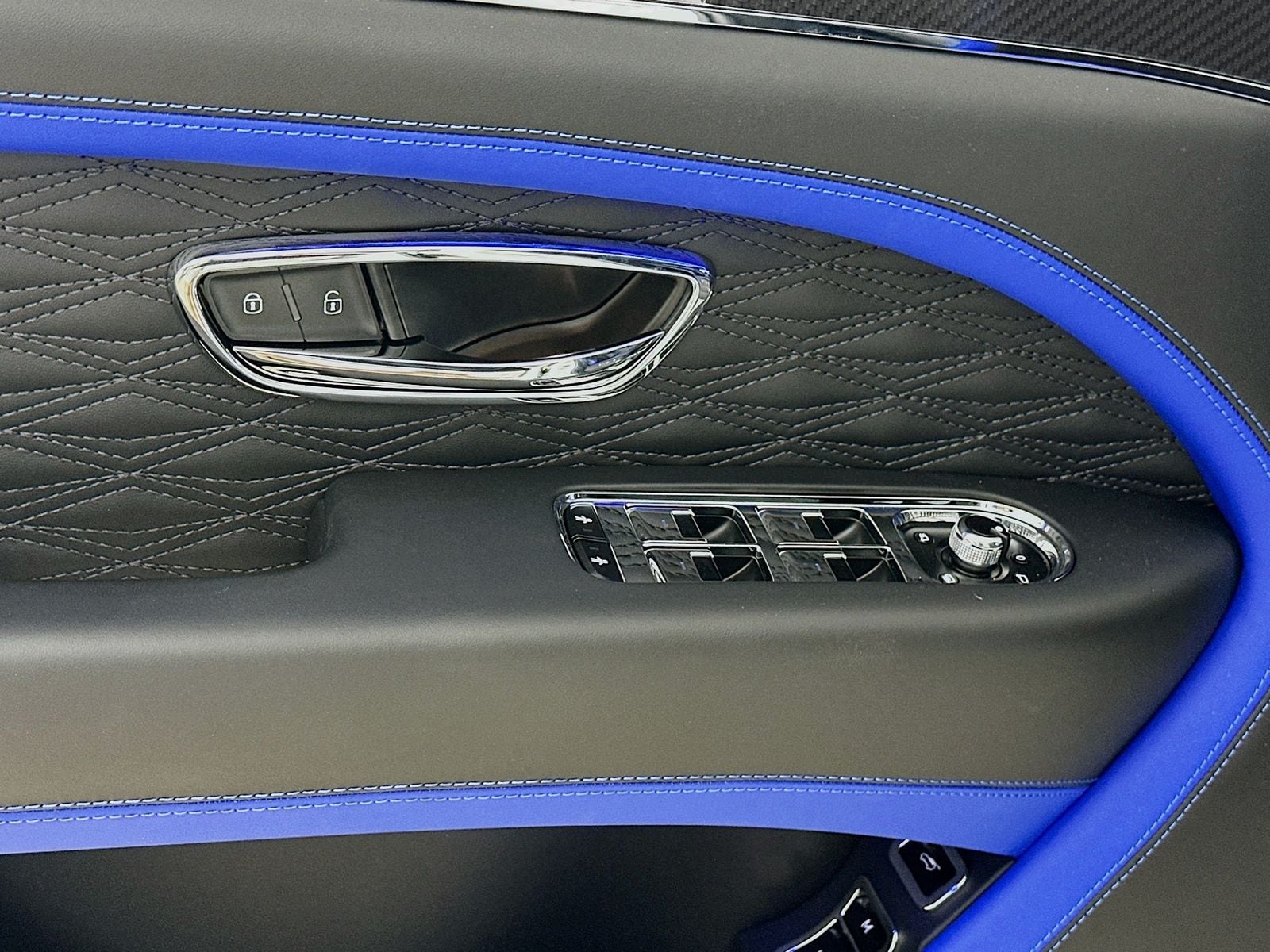 2026 Bentley Bentayga Speed - Photo 23