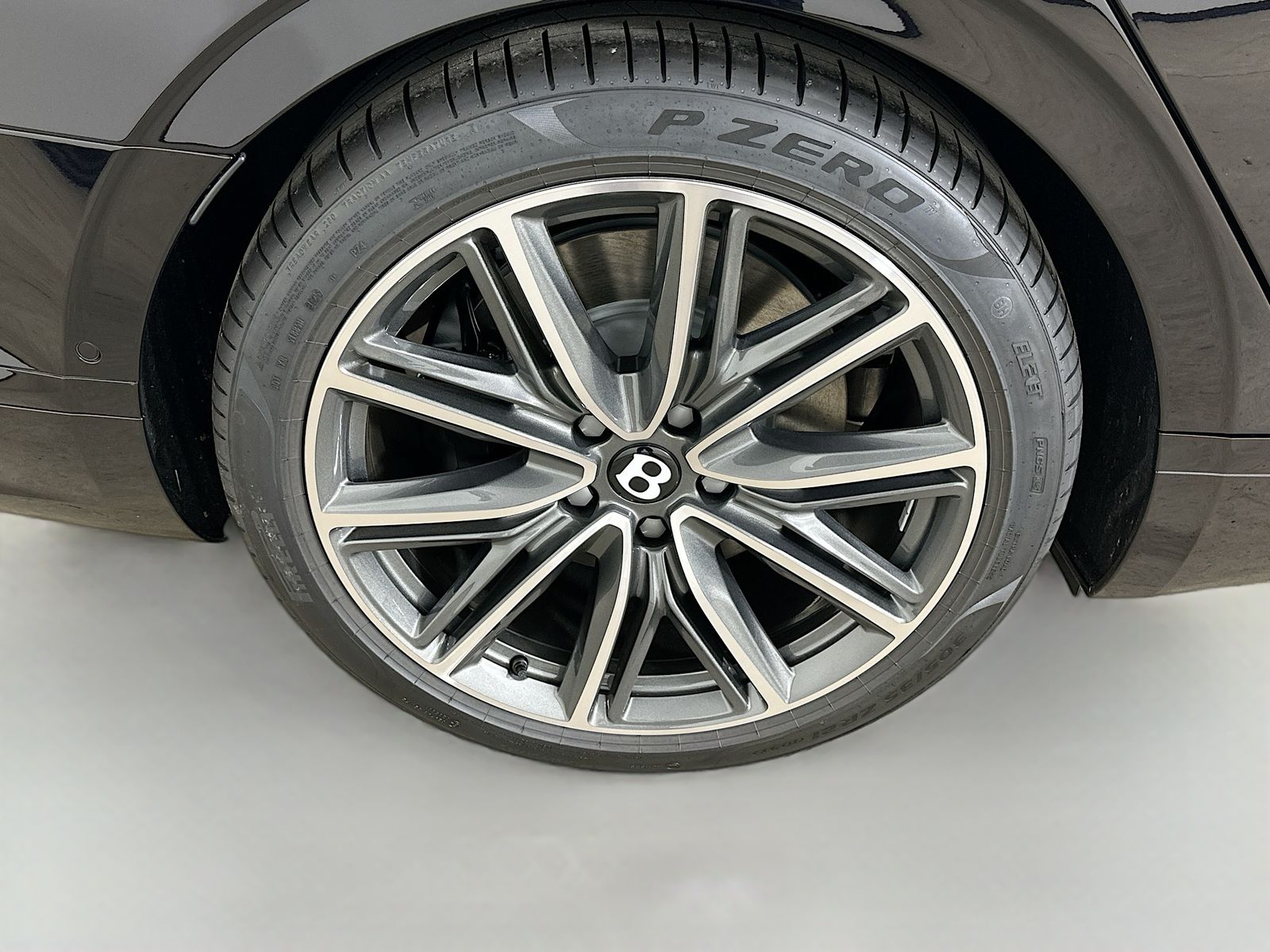 2026 Bentley Flying Spur Azure - Photo 55