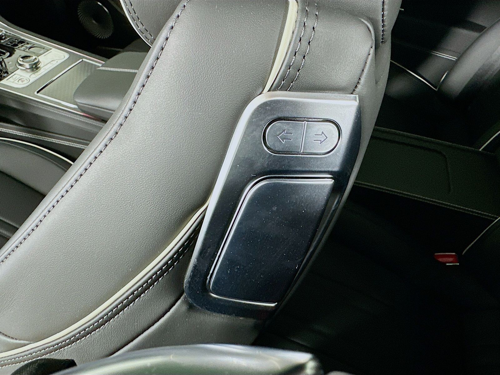 2025 Bentley Continental GT Black Edition - Photo 60