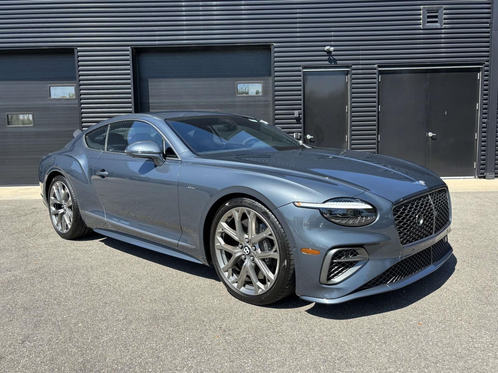 2025 Bentley Continental GT Speed's photo
