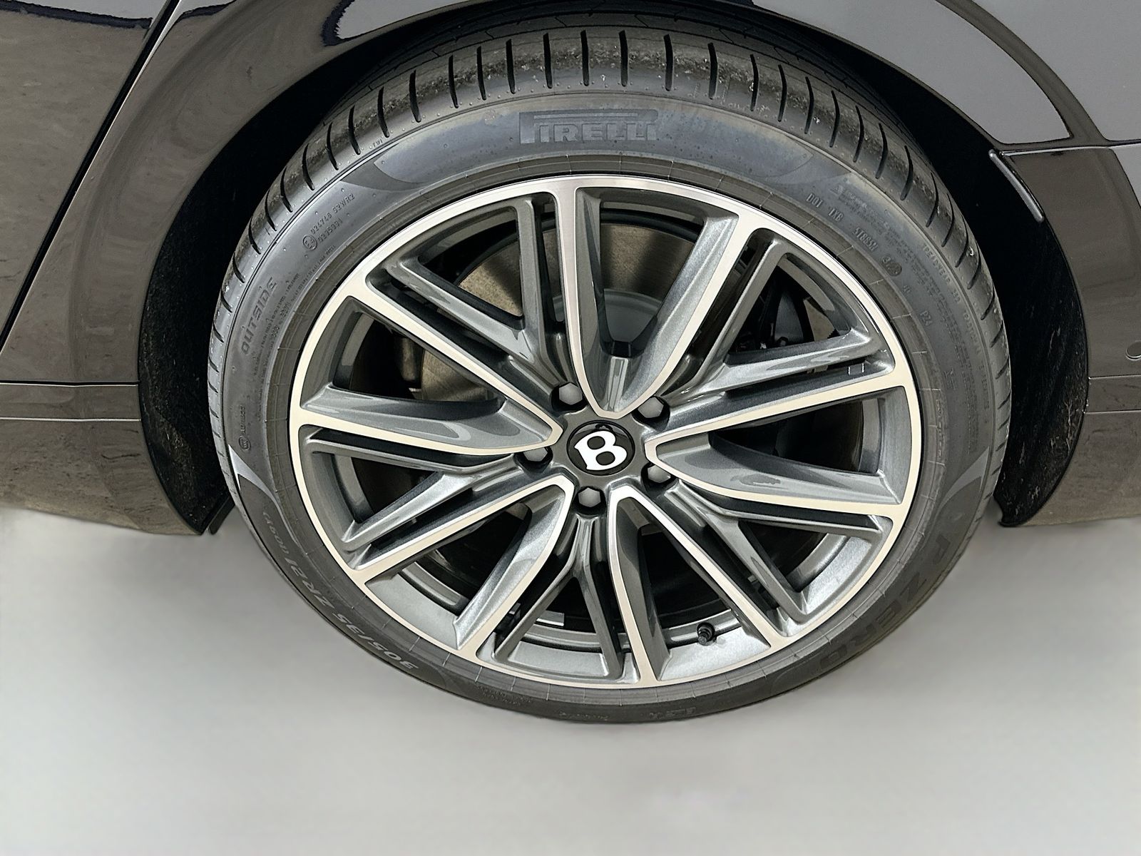 2026 Bentley Flying Spur Azure - Photo 54