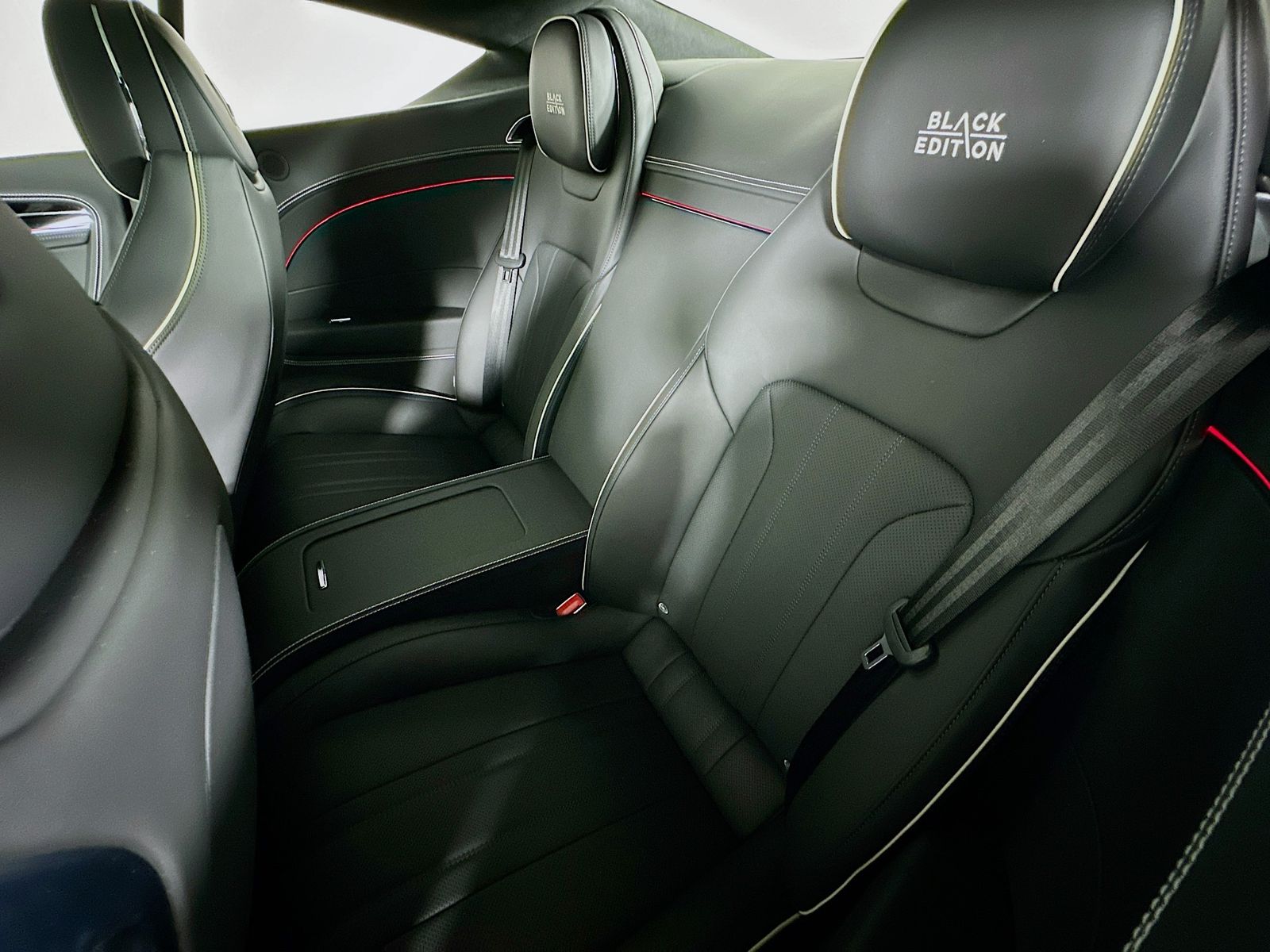 2025 Bentley Continental GT Black Edition - Photo 37