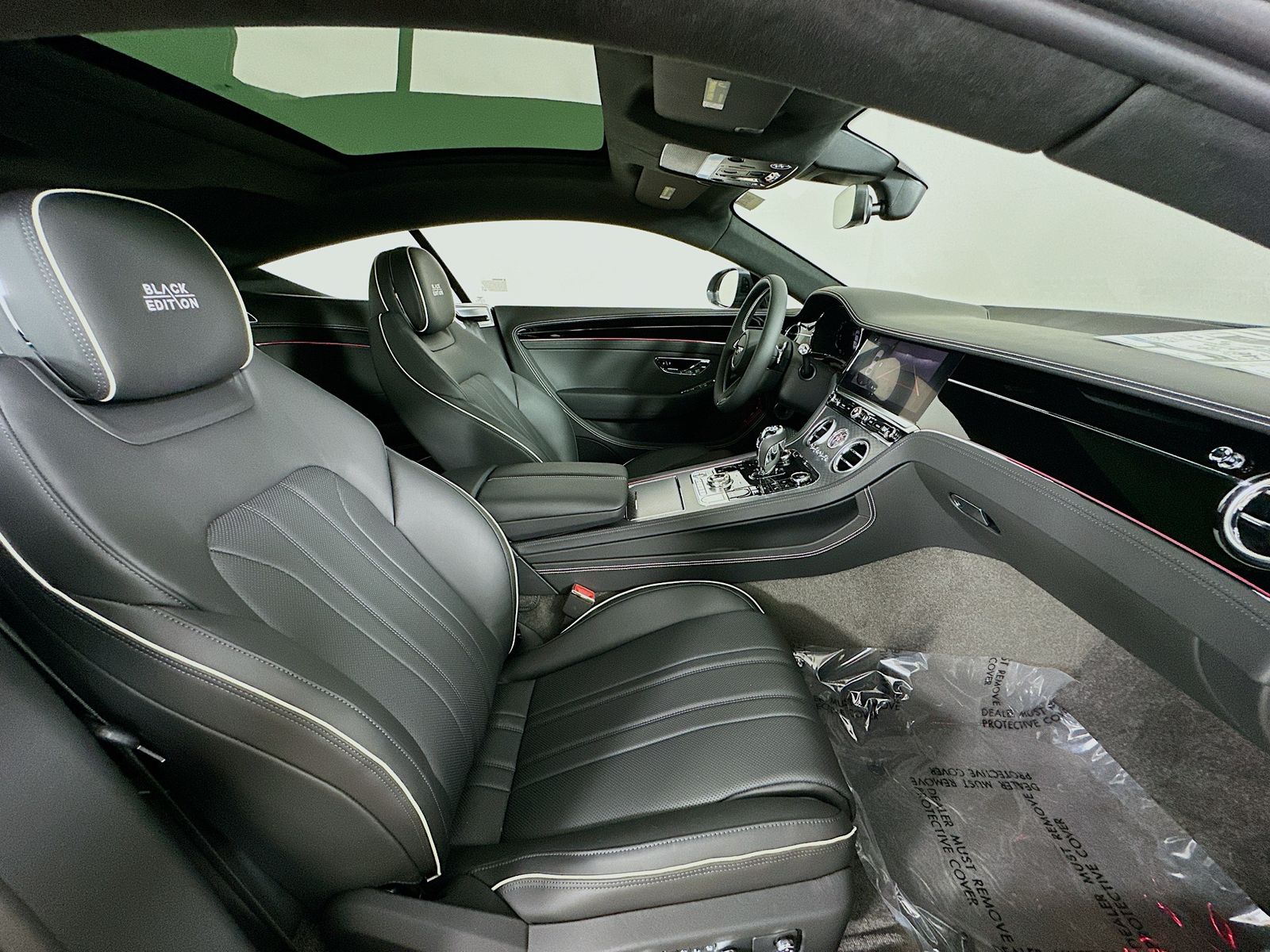 2025 Bentley Continental GT Black Edition - Photo 45