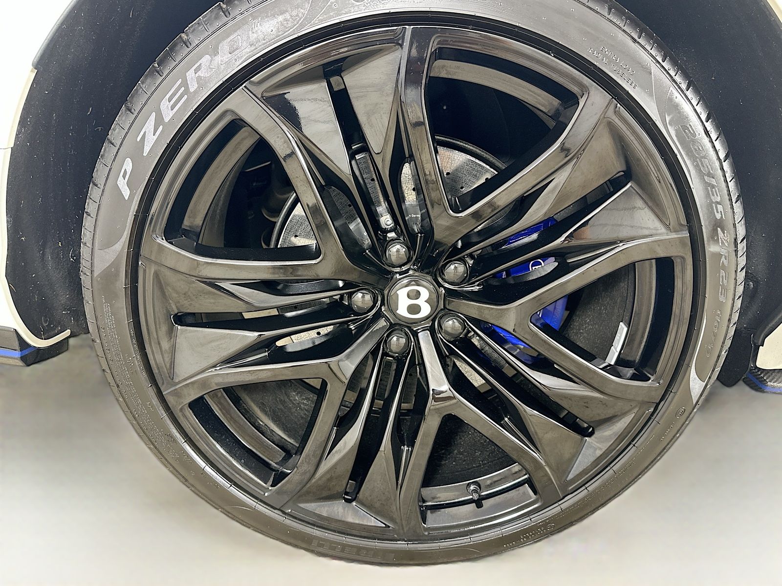 2026 Bentley Bentayga Speed - Photo 63