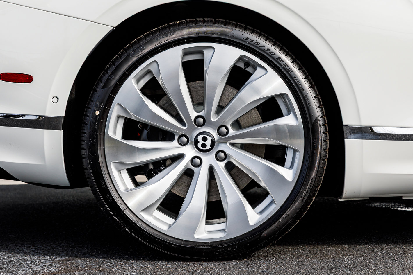 2026 Bentley Continental GTC - Photo 22