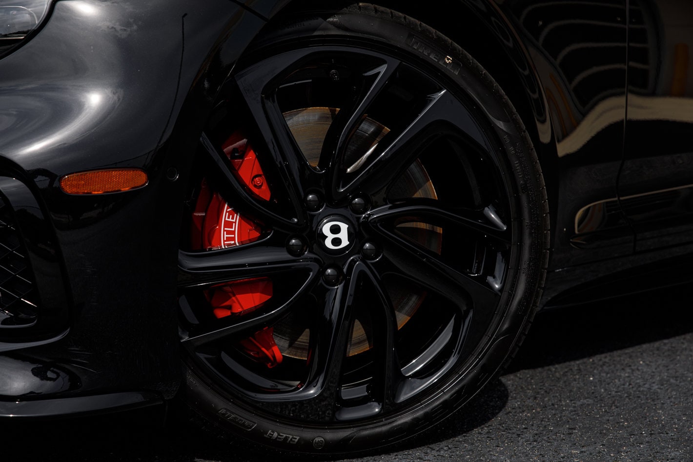 2026 Bentley Continental GT - Photo 2