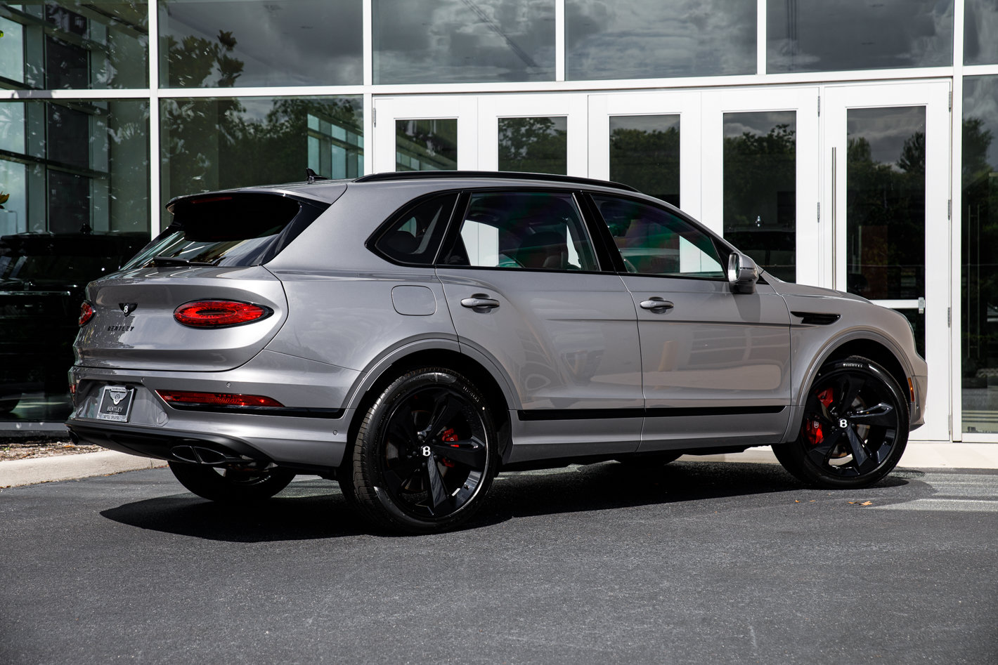 2026 Bentley Bentayga - Photo 17