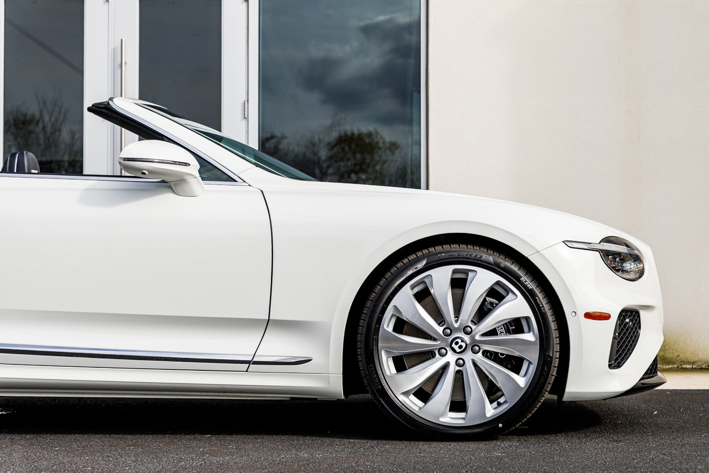 2026 Bentley Continental GTC - Photo 21